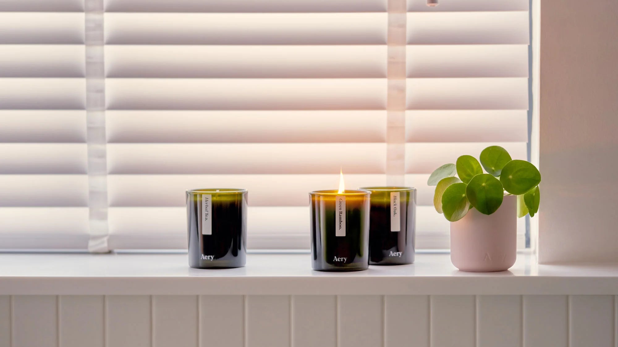 HOW TO CHOOSE A SCENTED CANDLE WHEN SHOPPING ONLINE